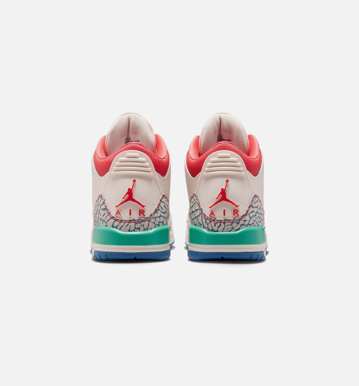 Air Jordan 3 Retro "Play Your Way" Big Kids' Shoe – Chalk/Track Red/True Blue/Kinetic Green